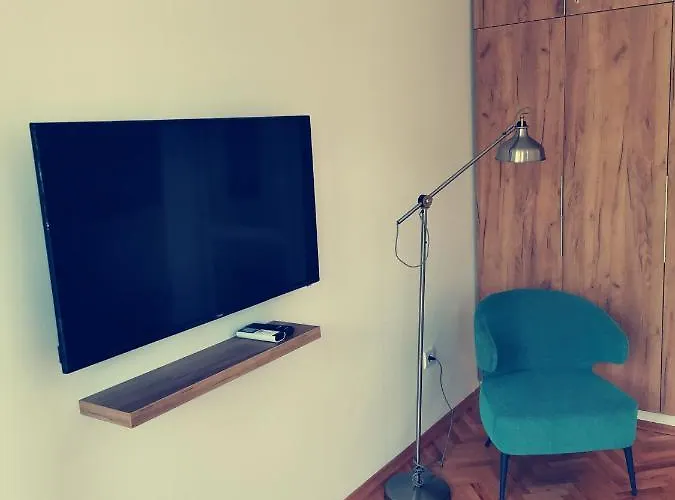 Daire Clock Tower Podgoriçe